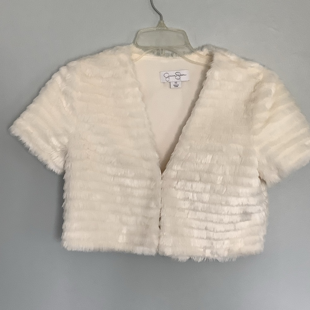 Jessica Simpson Off White Faux Fur Cape